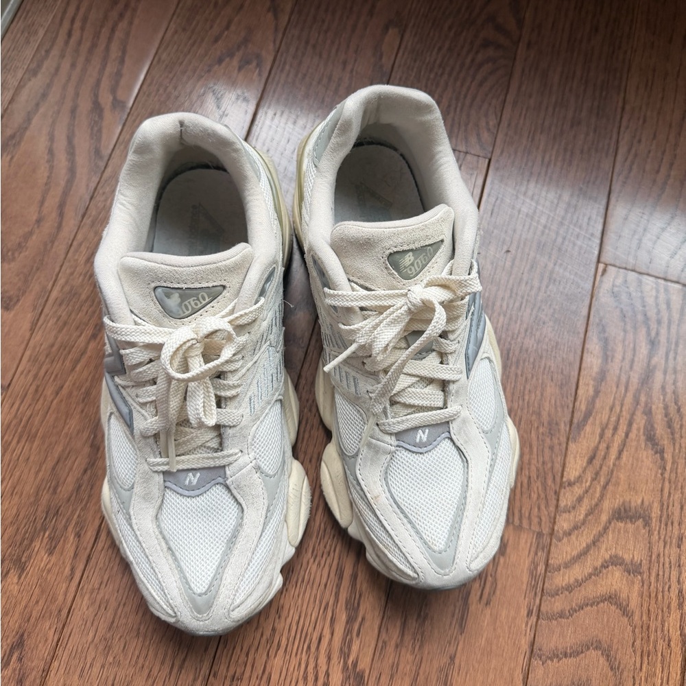 New Balance 9060 gray women’s sneaker - Picture 2 of 6